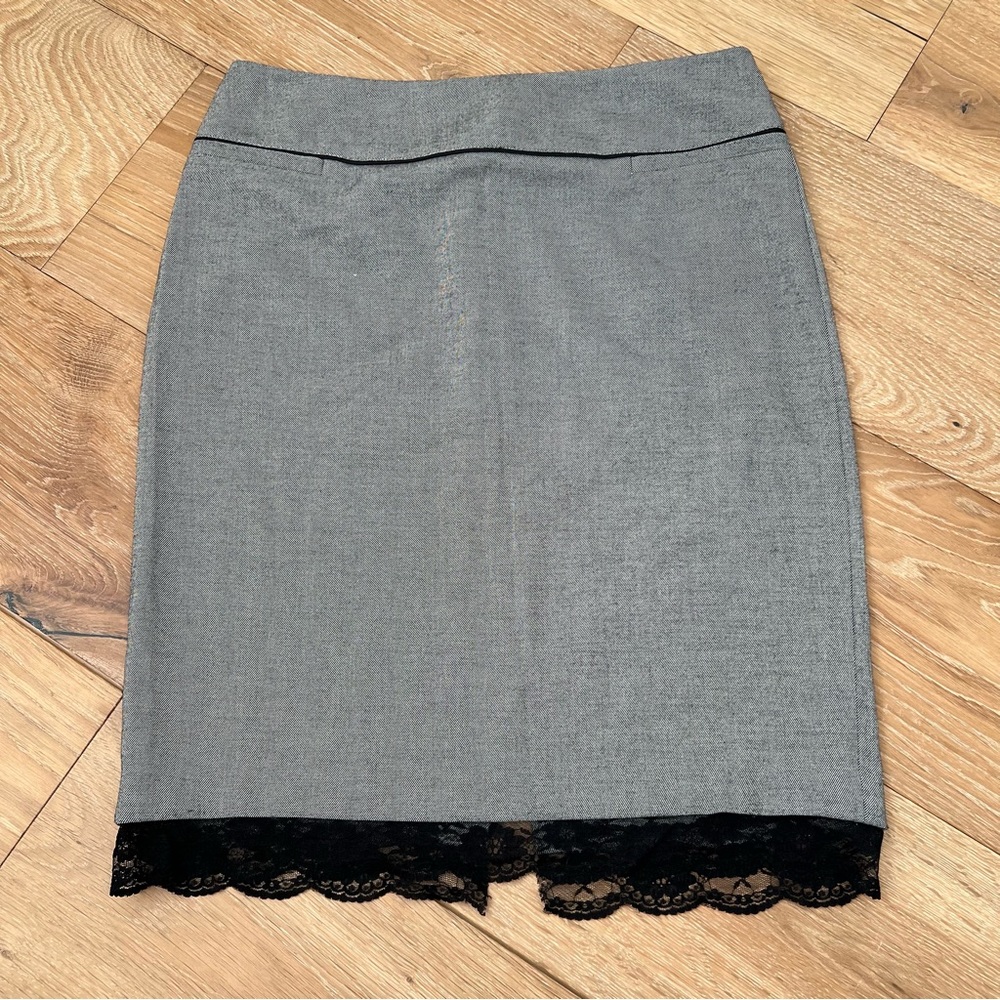 Gray and Black lace Detail Pencil Skirt